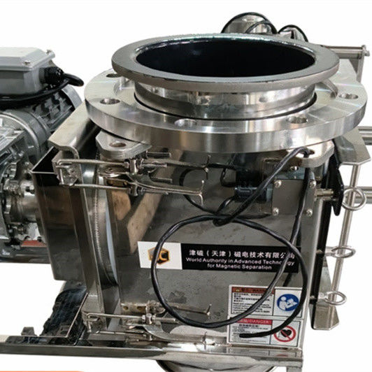 Tiết kiệm năng lượng Rotary Magnetic Separator 24/7 Hoạt động Máy tách sắt bảo trì thấp